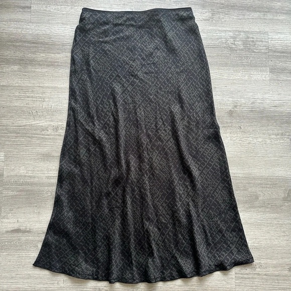 Zara sleep skirt Sz M soft comfy work offi corporate girl - Picture 1 of 4